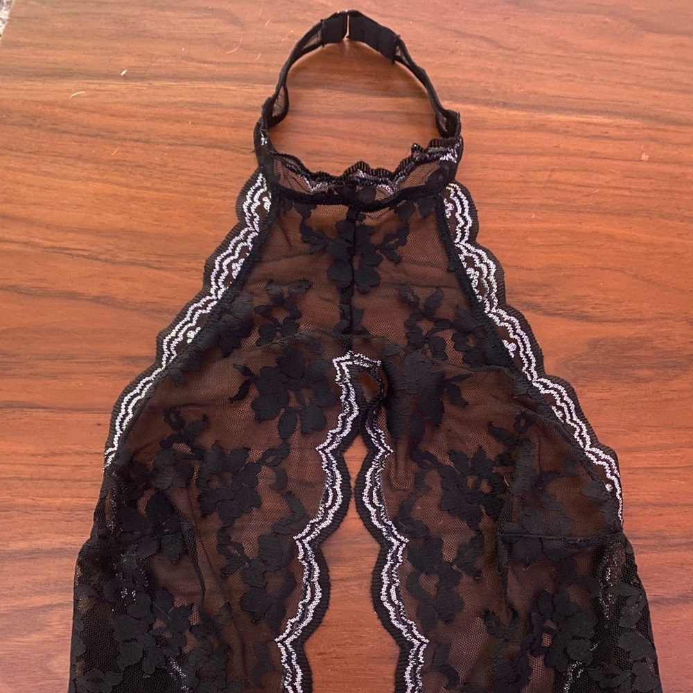 VS Black Lace Teddy